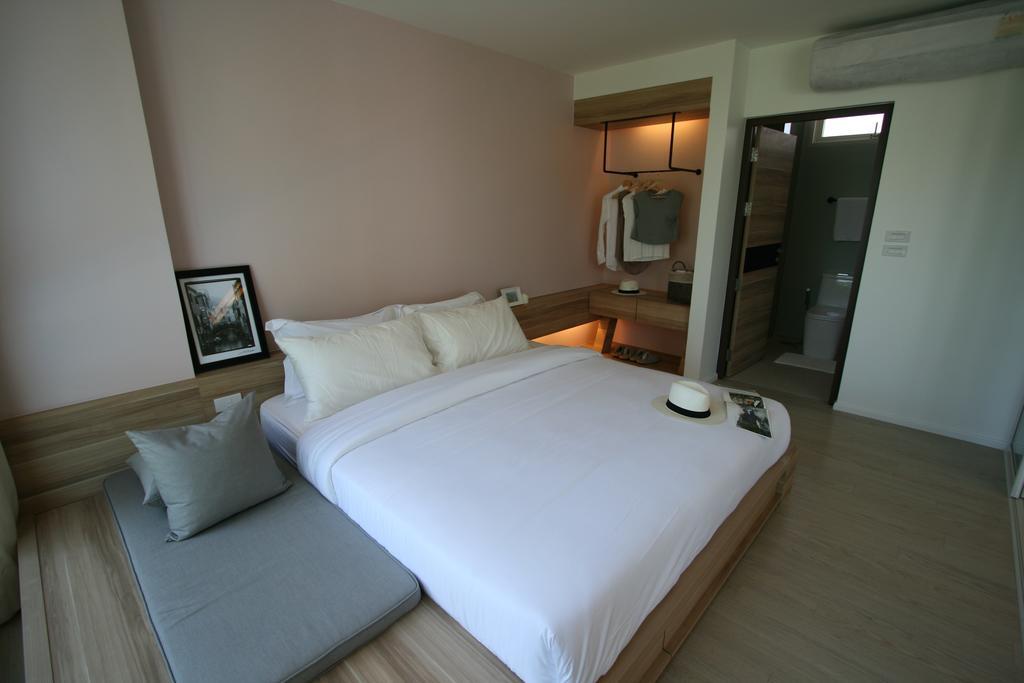Luxury Beachfront Condo Hua Hin Room photo